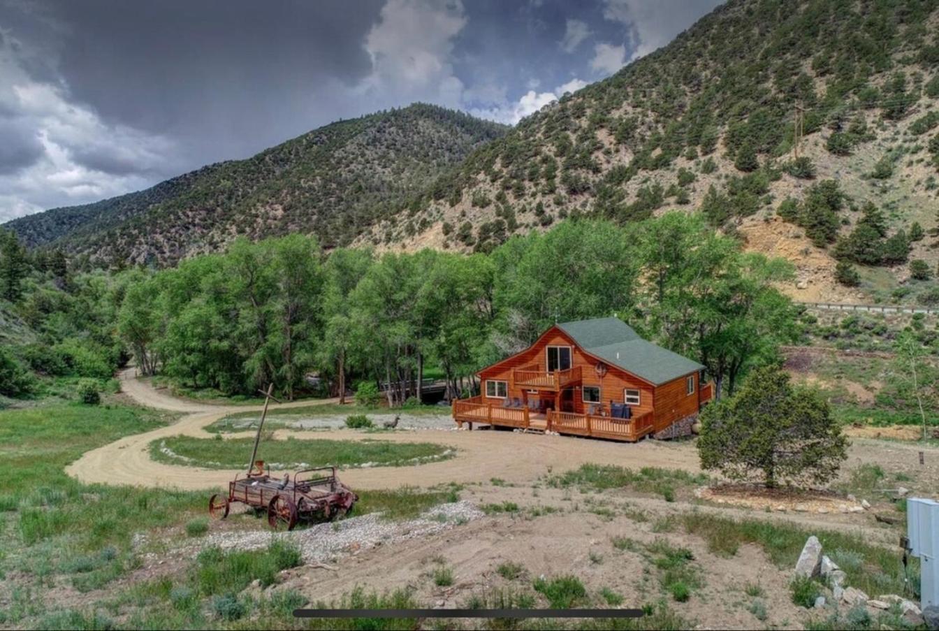 סאלידה Poncha Creek Mountain Lodge, Near Monarch Mtn מראה חיצוני תמונה